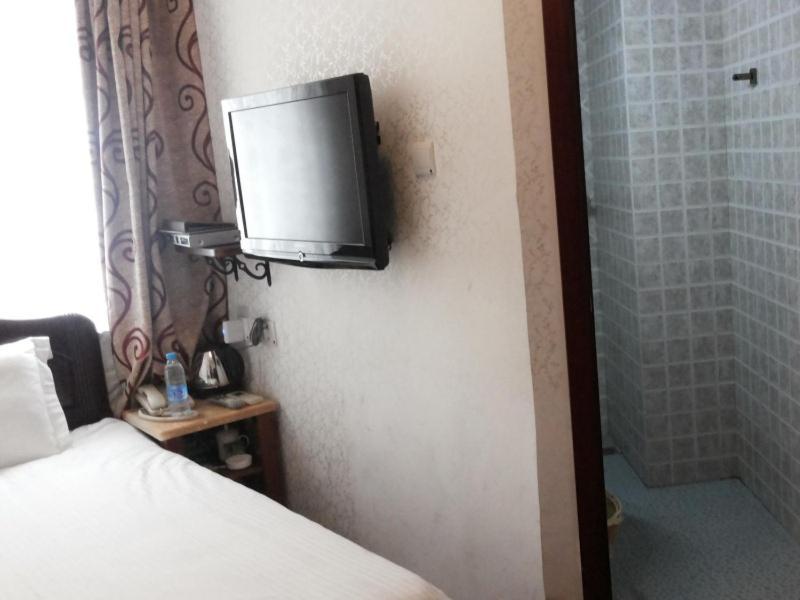 Greentree Alliance Shandong Qingdao Huangdao Zhangyanshan Road Zhongyang Hotel Exterior foto