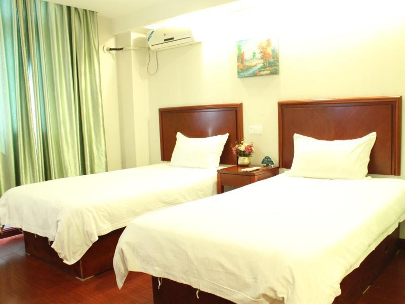 Greentree Alliance Shandong Qingdao Huangdao Zhangyanshan Road Zhongyang Hotel Exterior foto