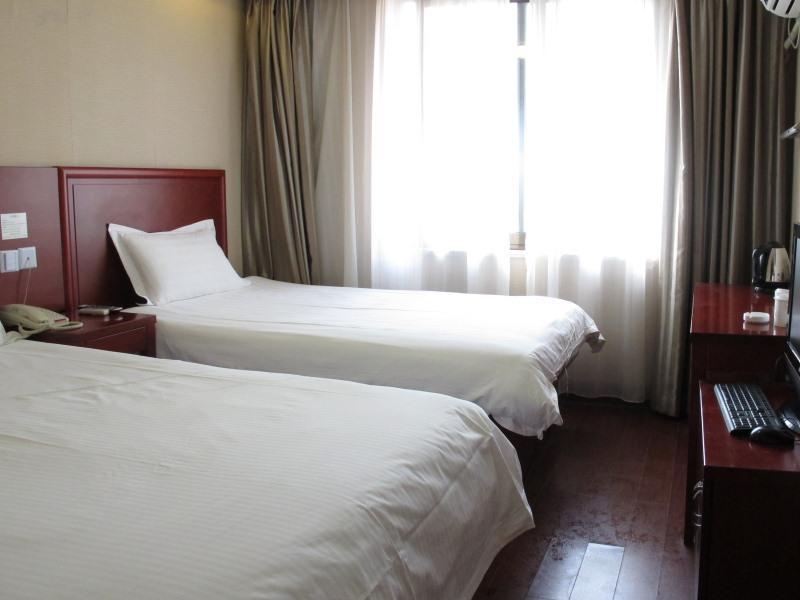 Greentree Alliance Shandong Qingdao Huangdao Zhangyanshan Road Zhongyang Hotel Exterior foto